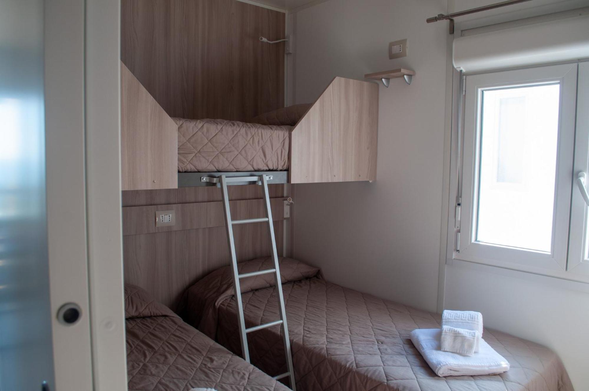 Aparthotel Grotta Del Saraceno *